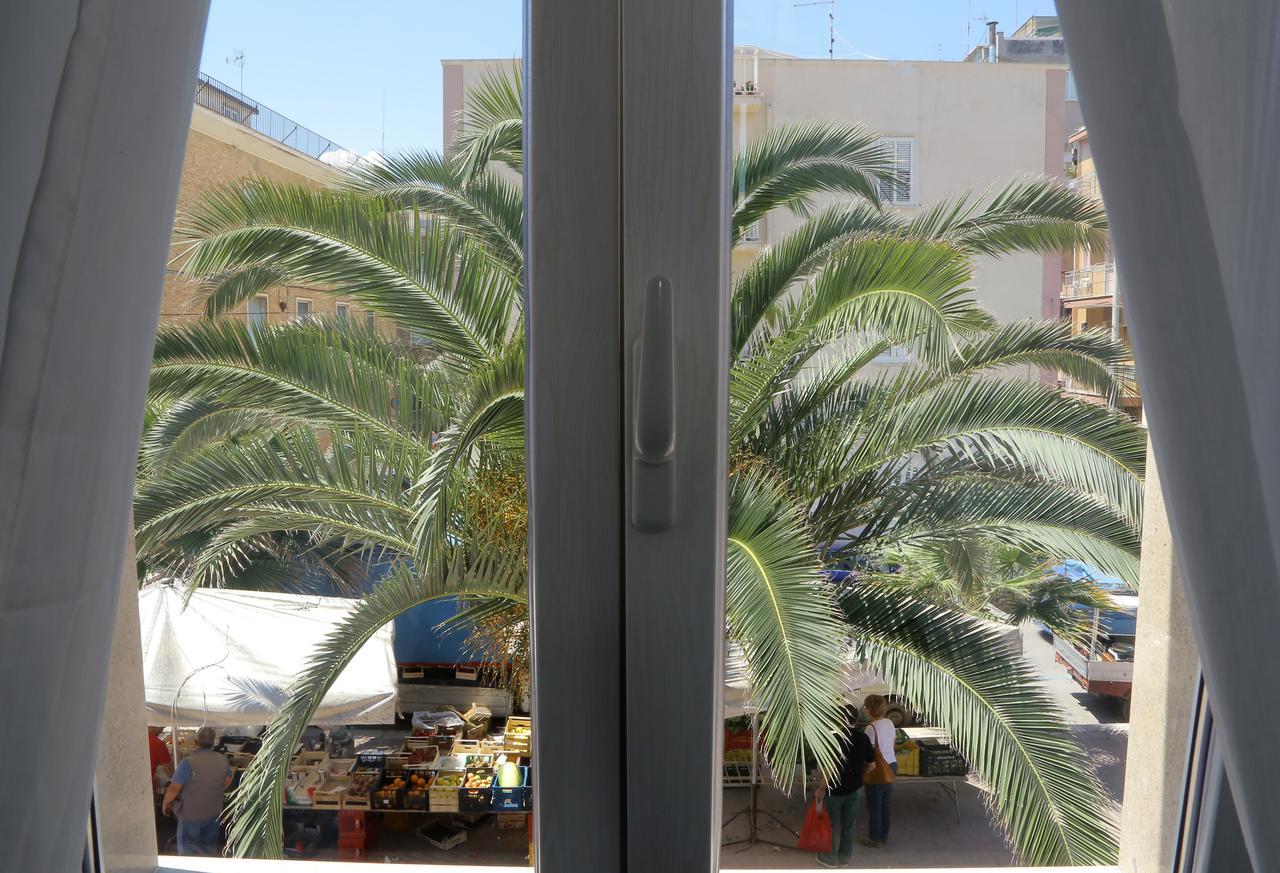 Rooms La Perla Del Mare มาร์เกริตา ดิ ซาวอยา ภายนอก รูปภาพ